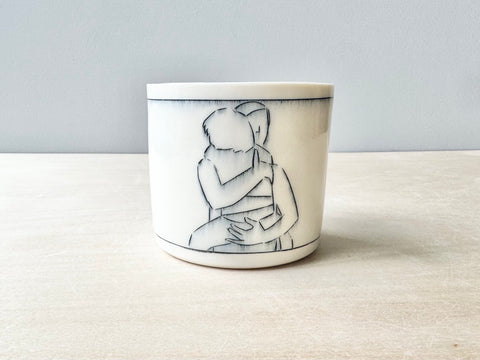 Hug Sipper (10 oz)