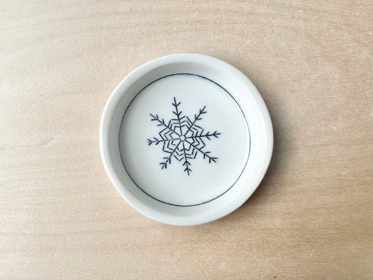 Snowflake Teeny Round Dish