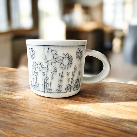 Flowers Mug (10 oz)