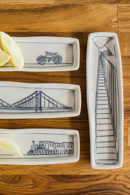 Tiny Long Dish