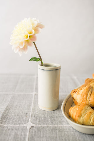 Simple Line Everyday Vases