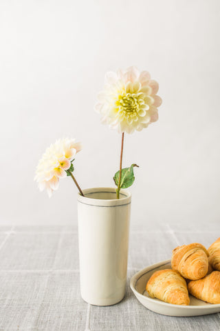 Simple Line Everyday Vases