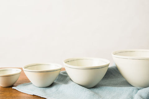 Simple Line Nesting Bowls