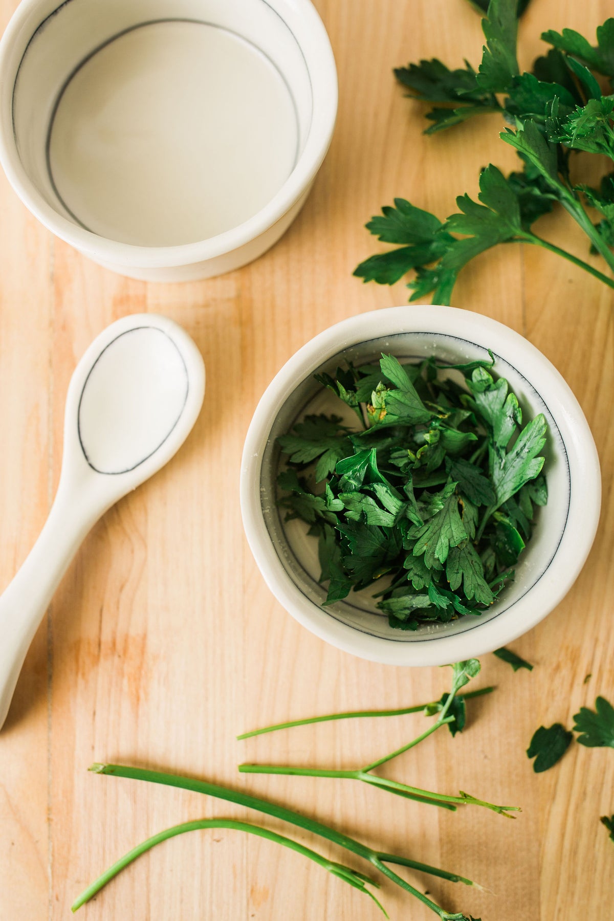 Simple Line Tiny Round Dish
